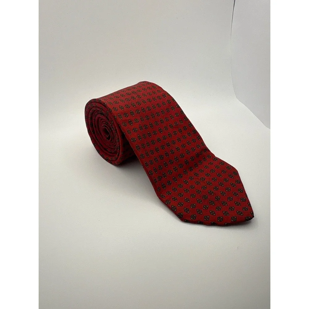 Vintage 100% Silk Red Geometric Medallion Print Necktie Made in USA RN 16484